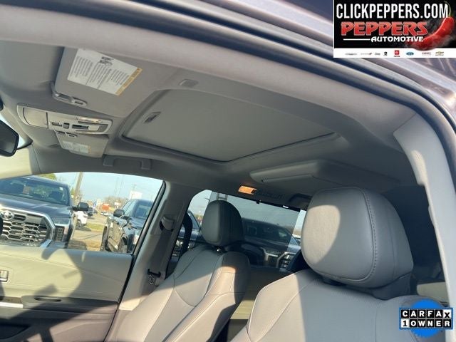 2022 Toyota Sienna XLE 8 Passenger