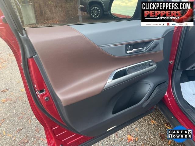 2022 Toyota Venza XLE