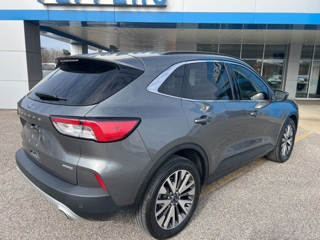 2022 Ford Escape Titanium