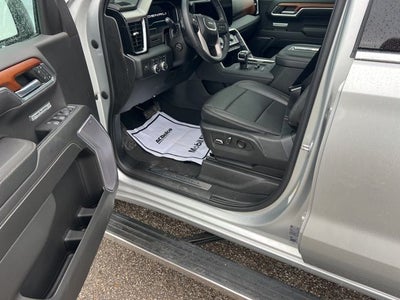 2022 GMC Sierra 1500 4WD Crew Cab Short Box Denali