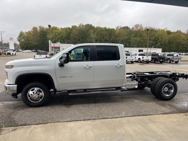 2026 Chevrolet Silverado 3500 HD Chassis Cab LT