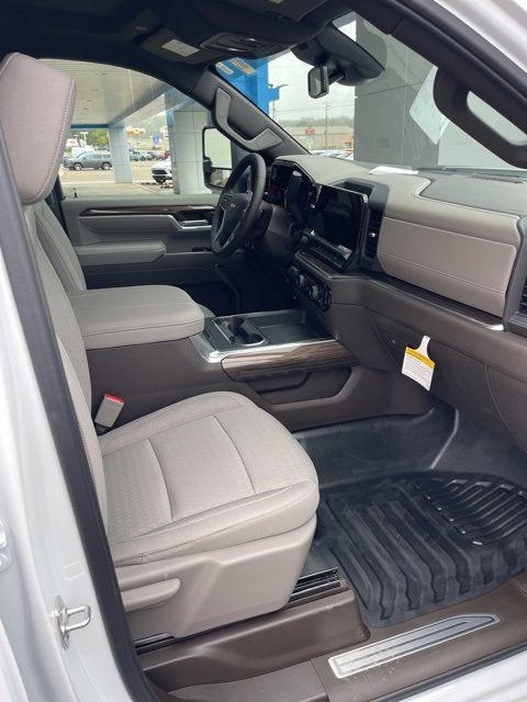 2026 Chevrolet Silverado 3500 HD Chassis Cab LT