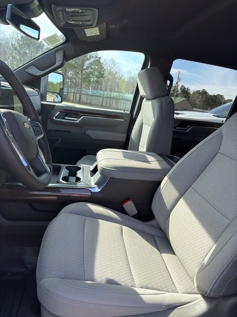 2026 Chevrolet Silverado 3500 HD Chassis Cab LT