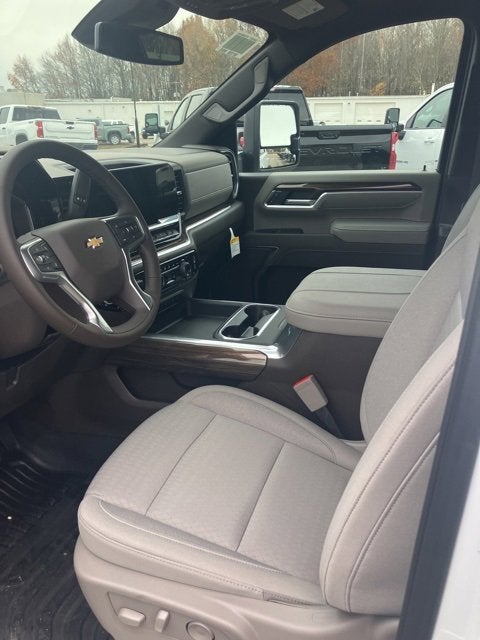 2026 Chevrolet Silverado 3500 HD Chassis Cab LT