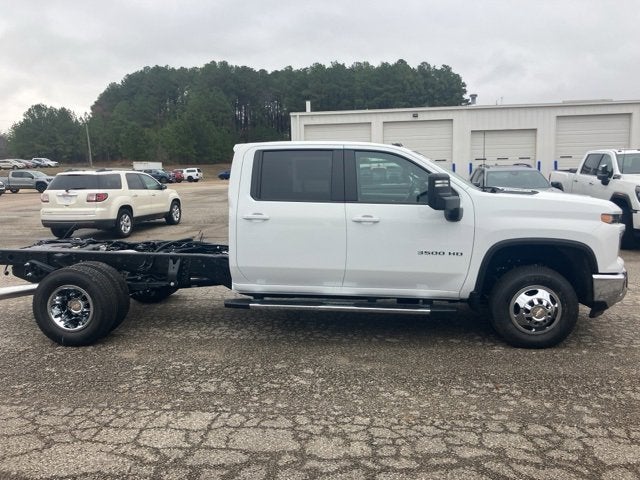 2026 Chevrolet Silverado 3500 HD Chassis Cab LT