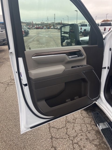 2026 Chevrolet Silverado 3500 HD Chassis Cab LT